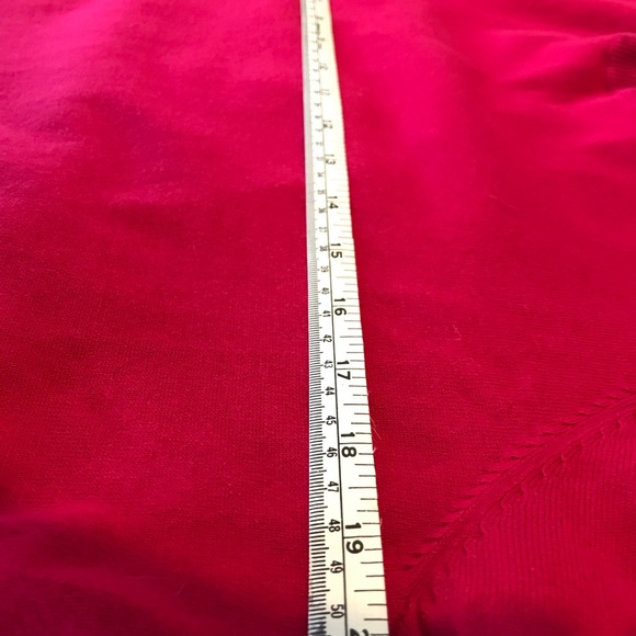 Rich red sweater - Picture 5 of 6